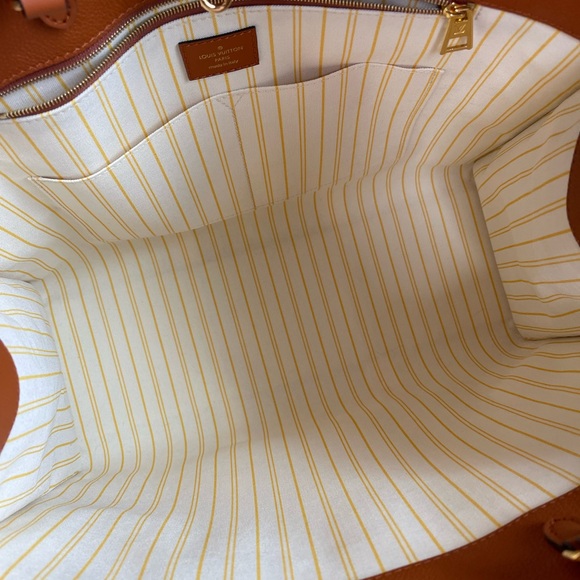 Louis Vuitton Onthego GM Tan Raffia - Picture 4 of 10